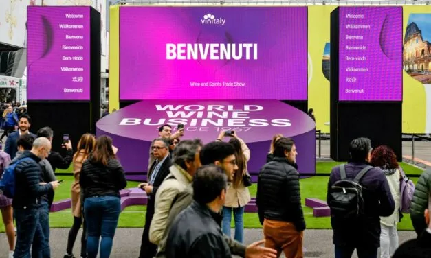 Vinitaly 2024, terza giornata: dall’enoturismo ai vini dealcolati, ecco i momenti più importanti